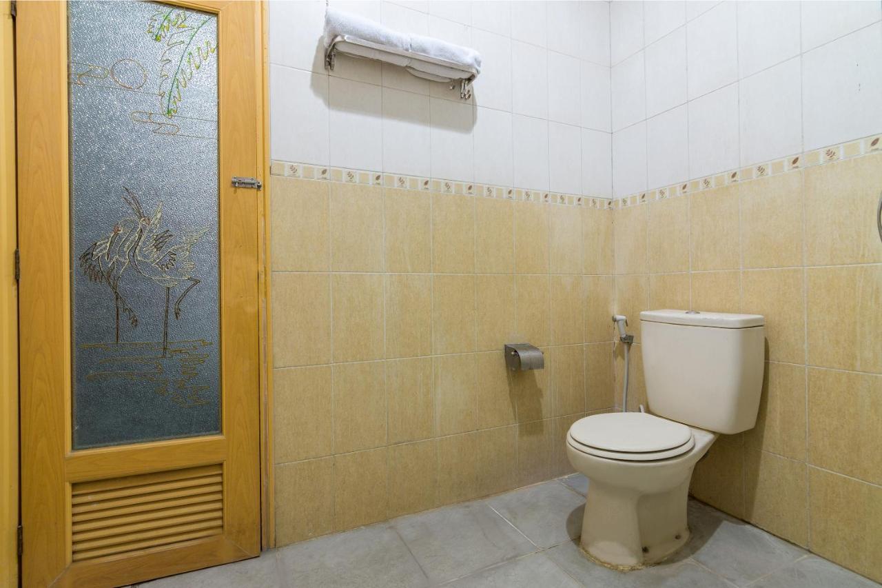Hotel Reddoorz Near Tugu Yogyakarta Exterior foto